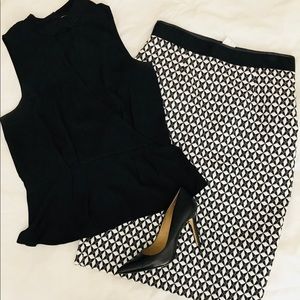 Banana Republic knee length skirt NWT